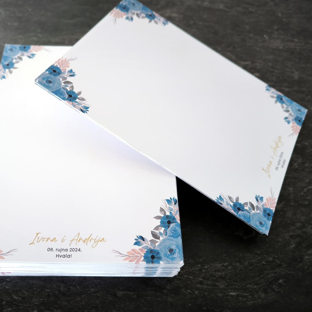 Jednostavne, ali emotivne, zahvalnice prate isti dizajn i pružaju gostima lijepu uspomenu s vjenčanja.